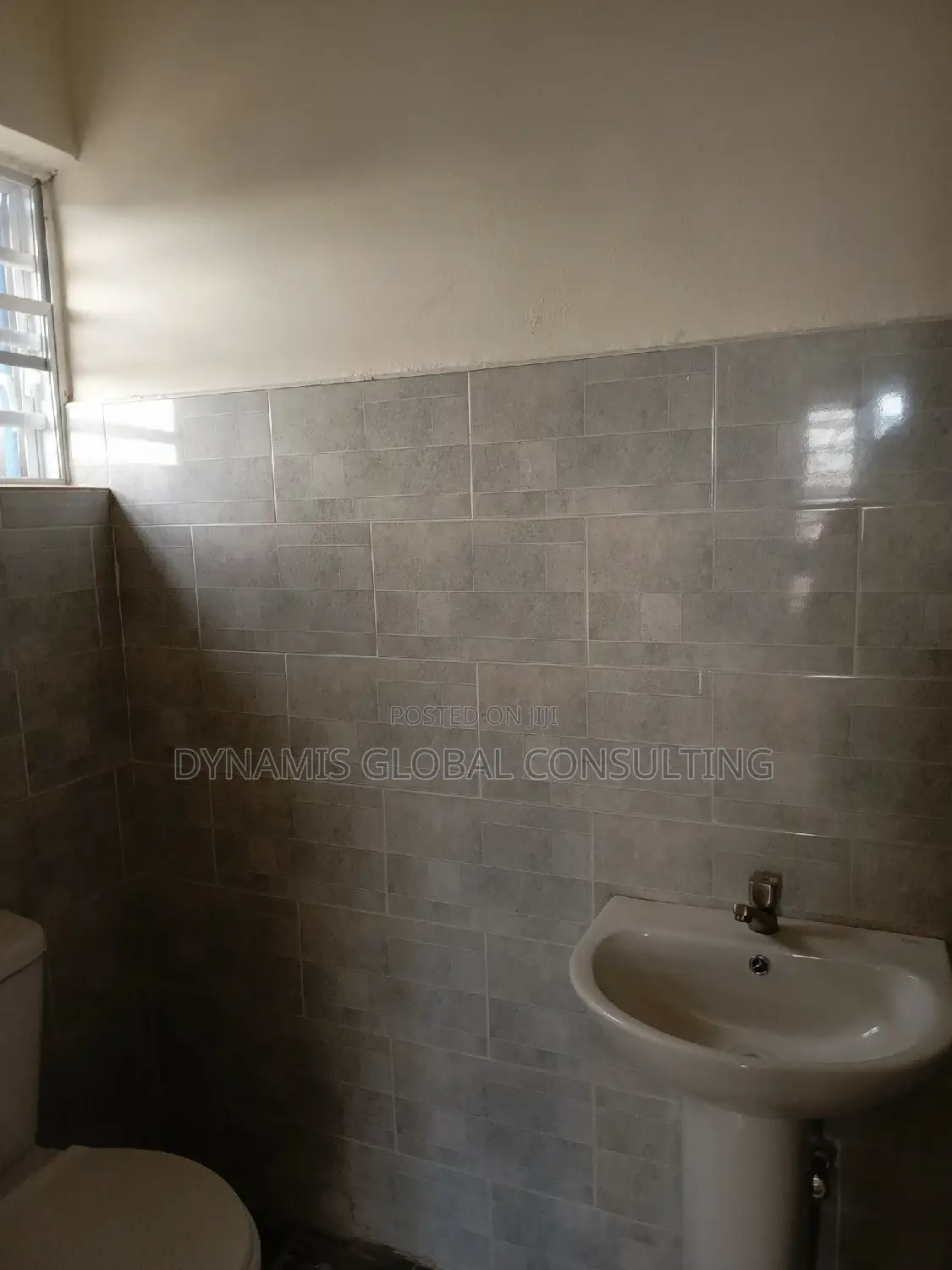 Furnished 4bdrm Duplex in Magodo Phase 1 Gra for sale
