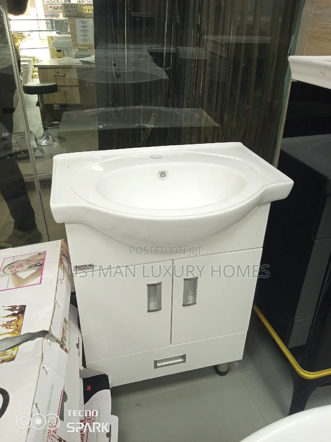 Complete Set England Basin Cabinet With Shelves and Mirror