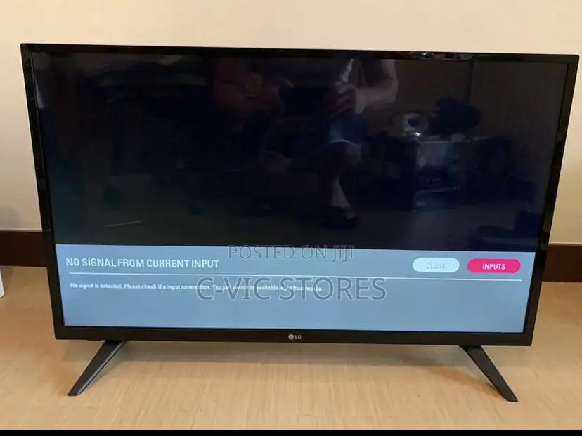 LG 32 Inch Super HD LED TV + Wall Hanger (2 Year Warranty)