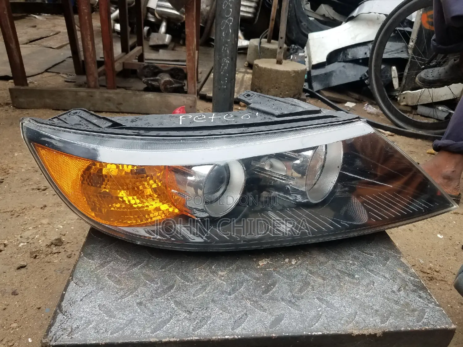 Headlight for Kia Sorento 2012