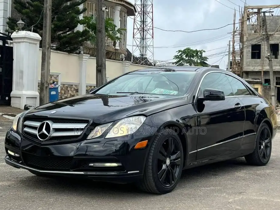 Mercedes-Benz E350 2012 Black