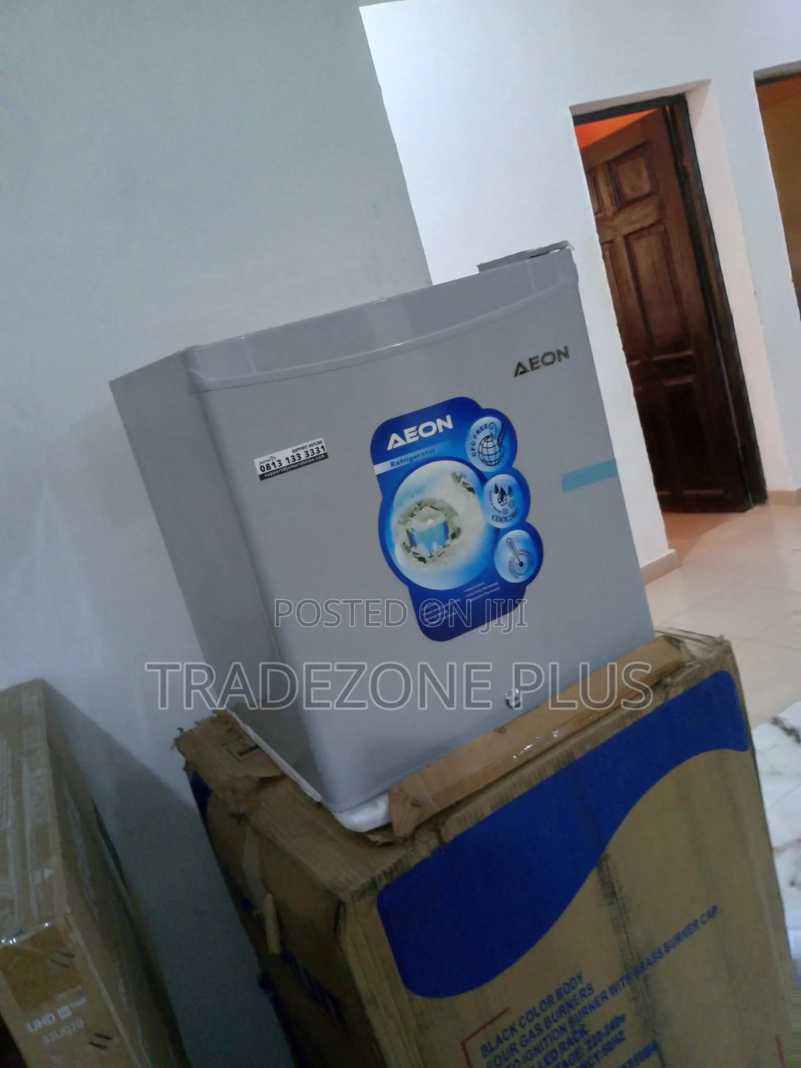 Quality Refrigerator Aeon 45ltr Bedside