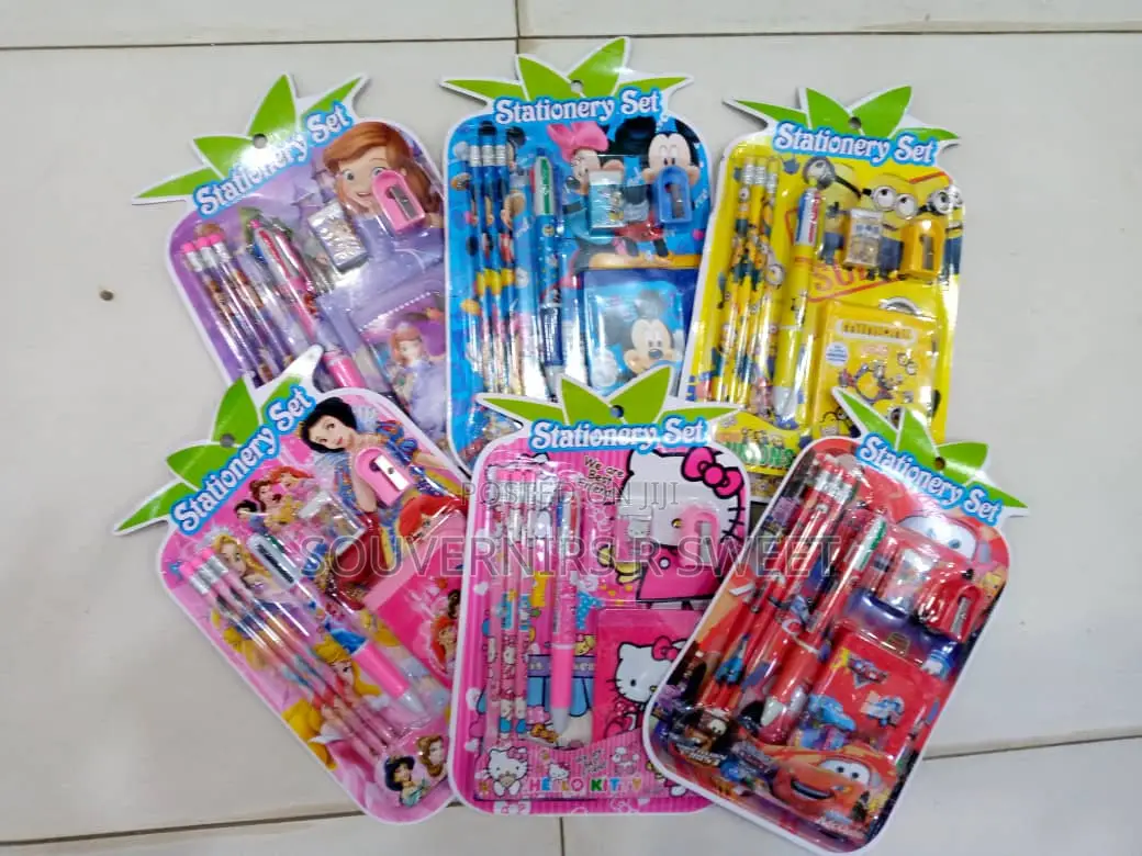 Pineapple Shaped Stationeryset/Partypacks