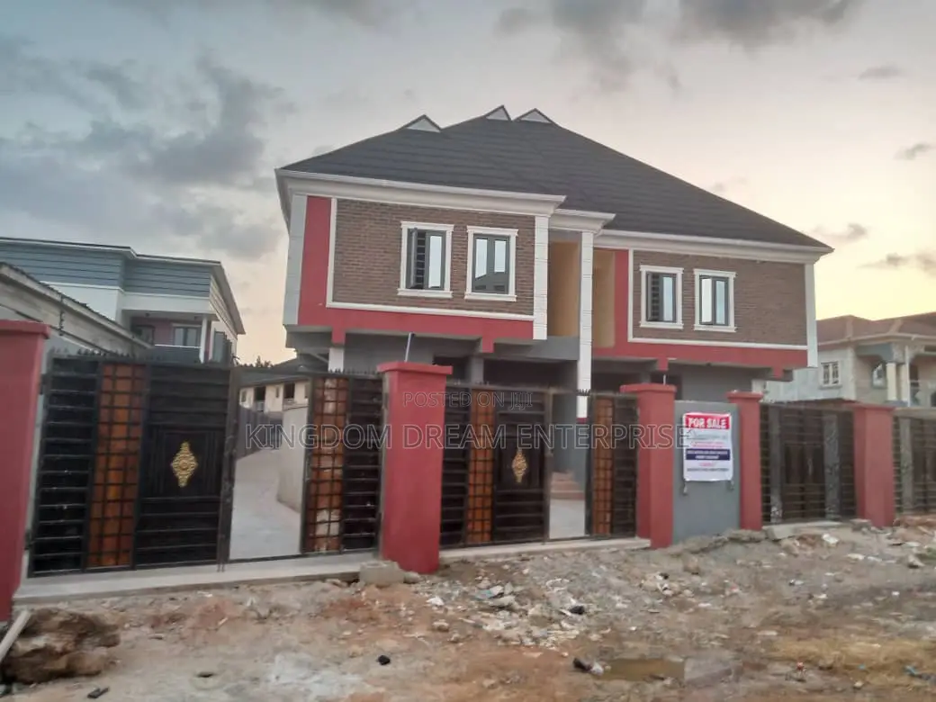 4bdrm House in Ahmadiya, Abule Egba for sale