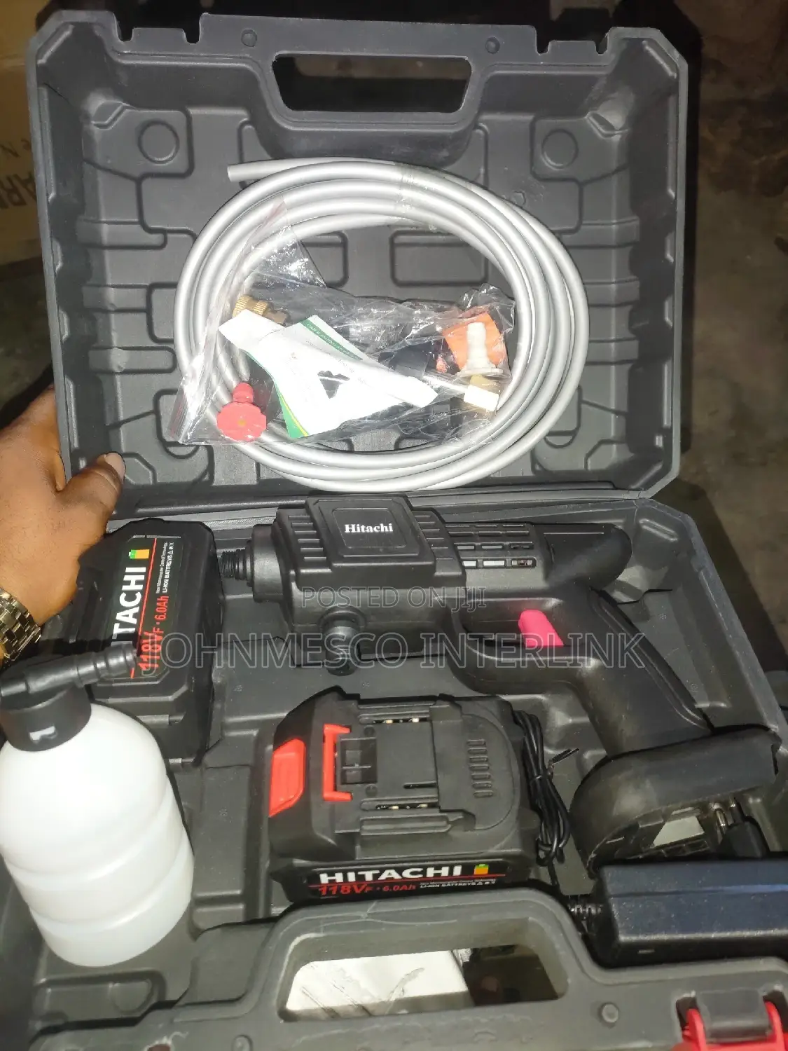 Hitachi Battery Pressure Washer