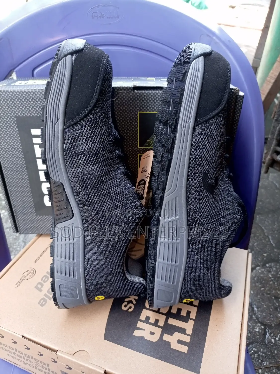 Econila Light Weight Safety Joggers Safety Shoe