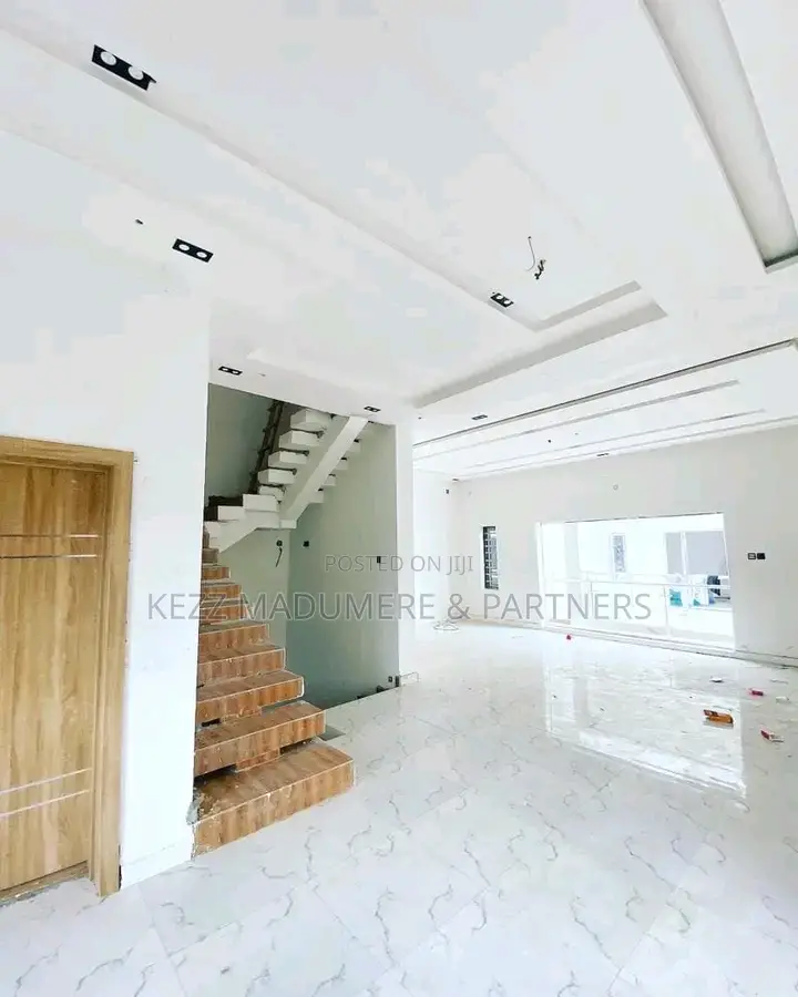 4bdrm Duplex in Dr Peter Odili , for sale