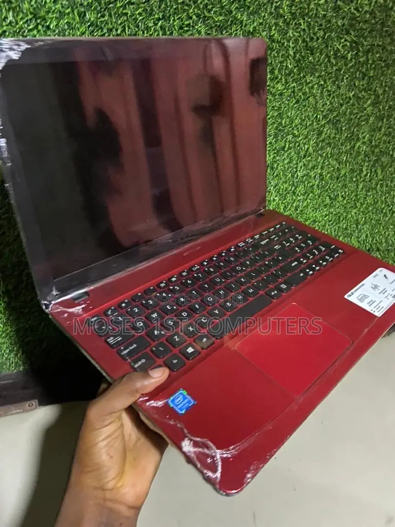New Laptop Asus 8GB Intel HDD 500GB