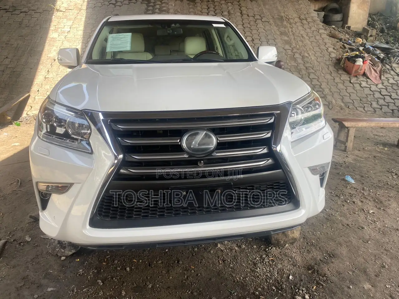 Lexus GX 460 Luxury 2015 White