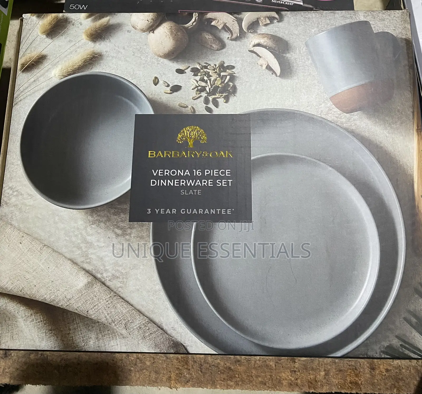 Barbary Oak Verona 16 Piece Dinnerware Set