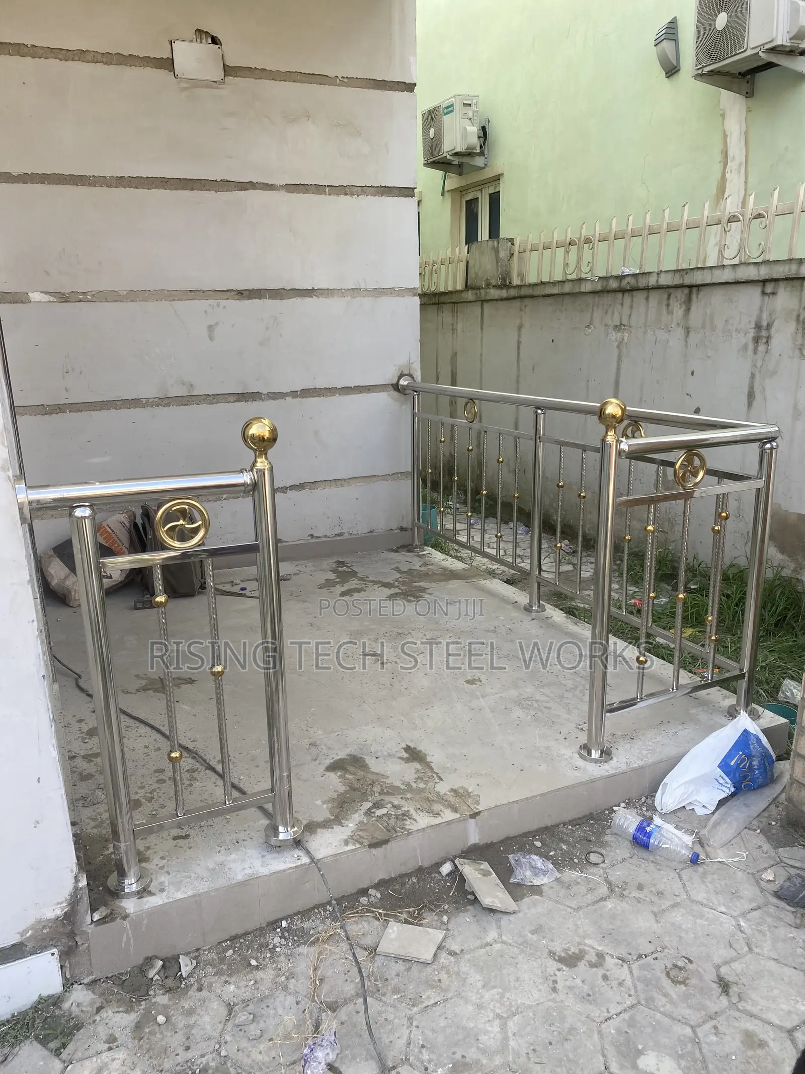 Strong and Durable Handrail for Bankonly and Stairs