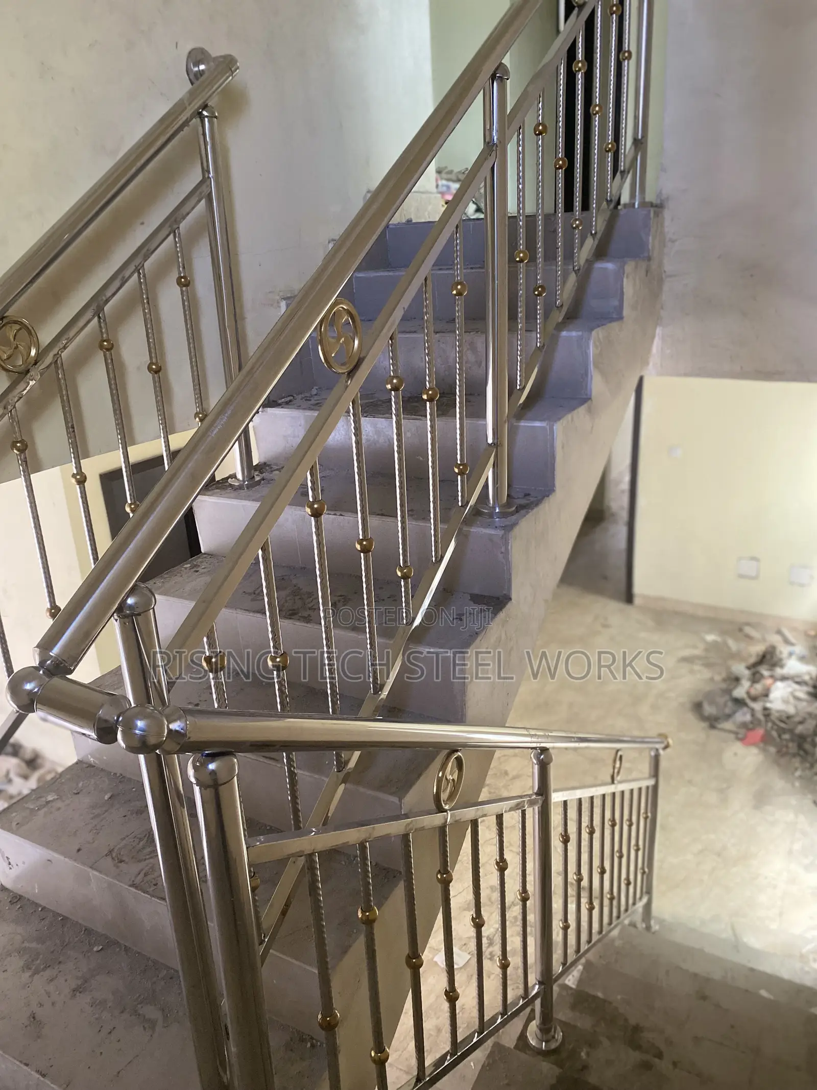 Strong and Durable Handrail for Bankonly and Stairs