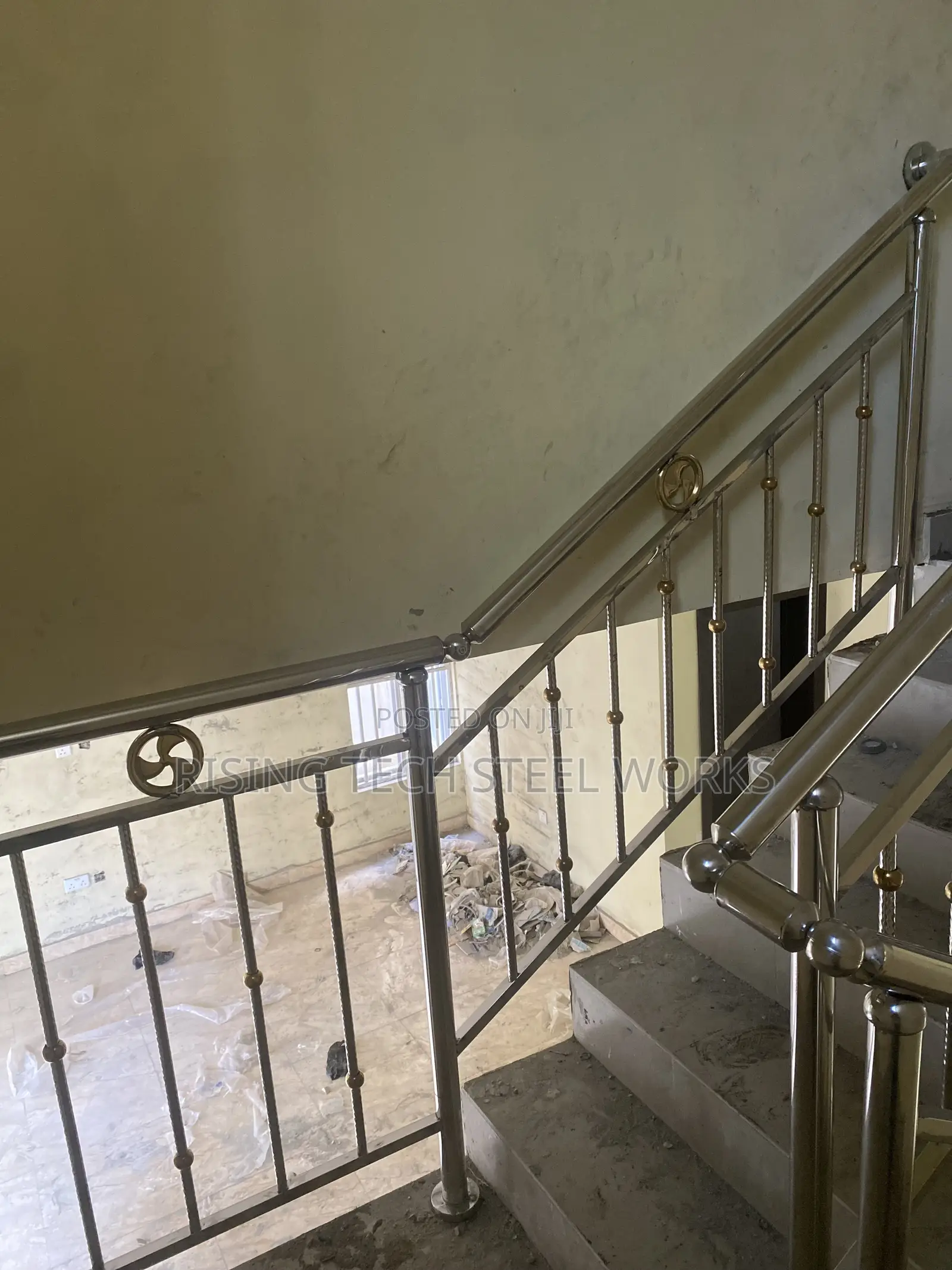 Strong and Durable Handrail for Bankonly and Stairs
