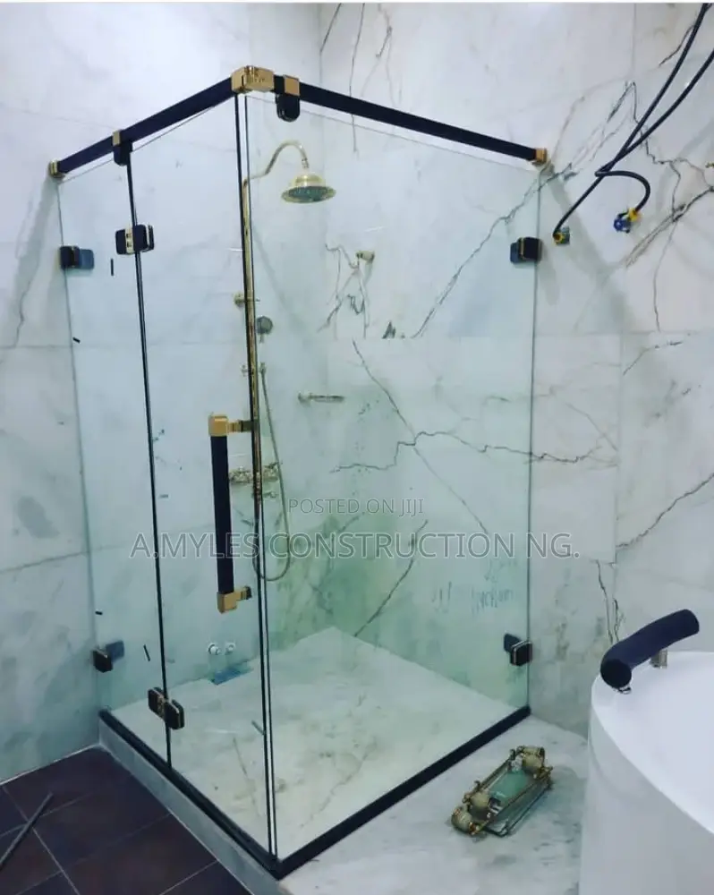 Luxury Shower Cubicles