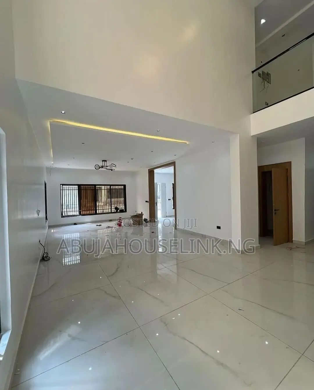 6bdrm Duplex in Guzape Main Abuja for sale