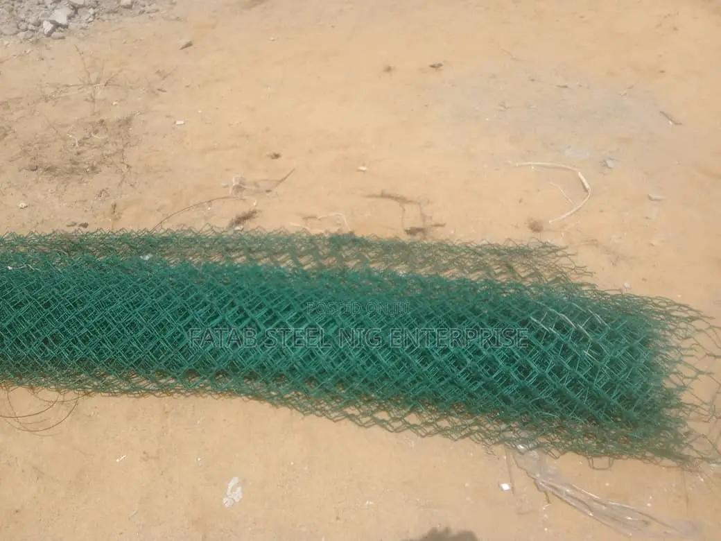 8ft Coated Chainlinks Fence Wire