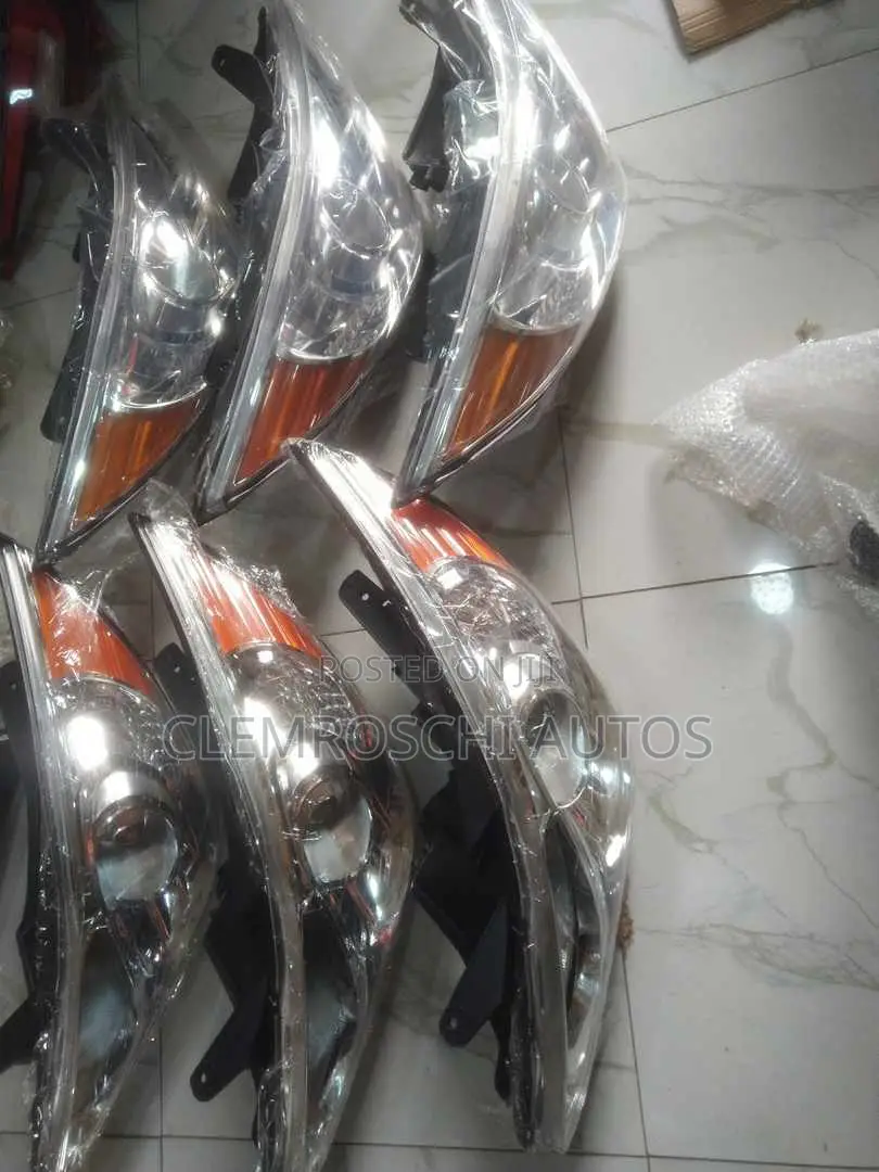 High Quality Certified Head Light Hyundai Elentra 2014 Model