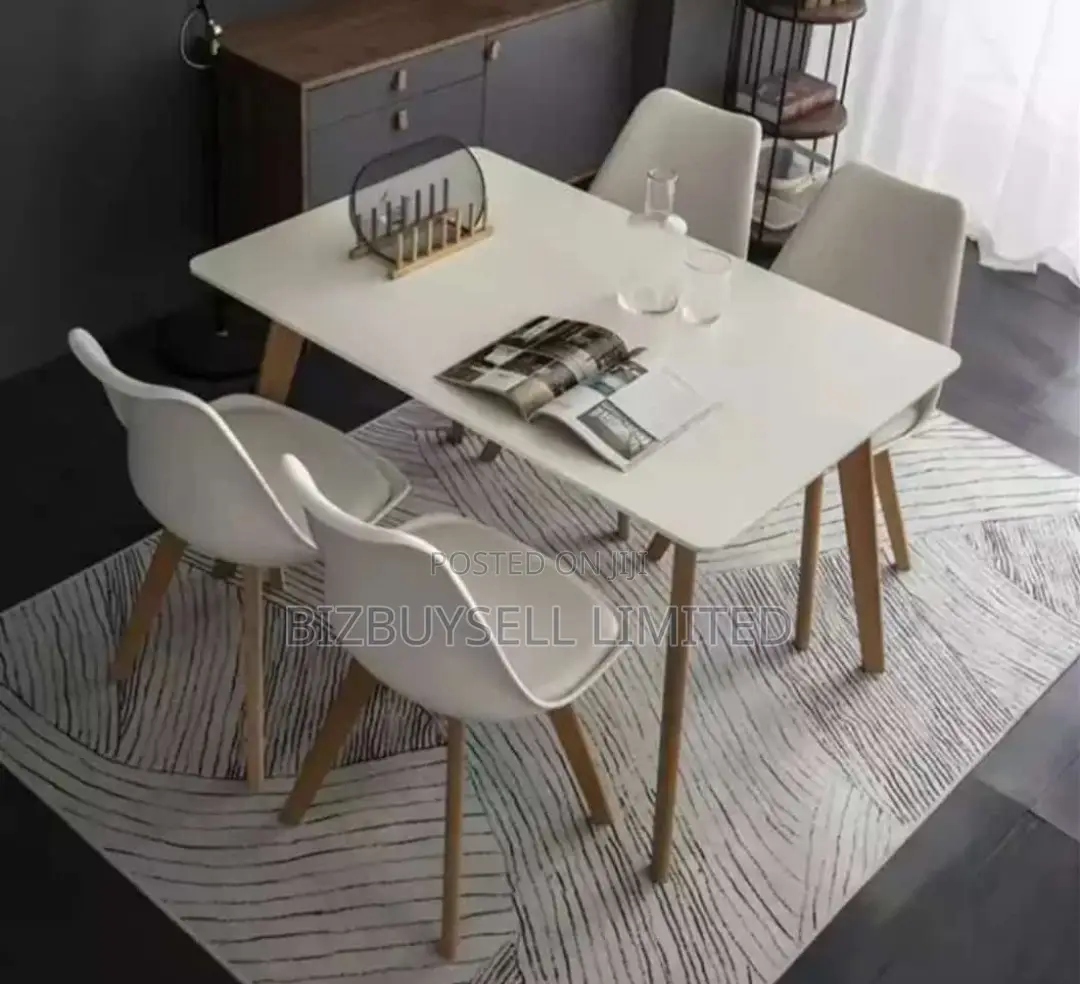4 Seaters Mini Dinning Table and Chair.