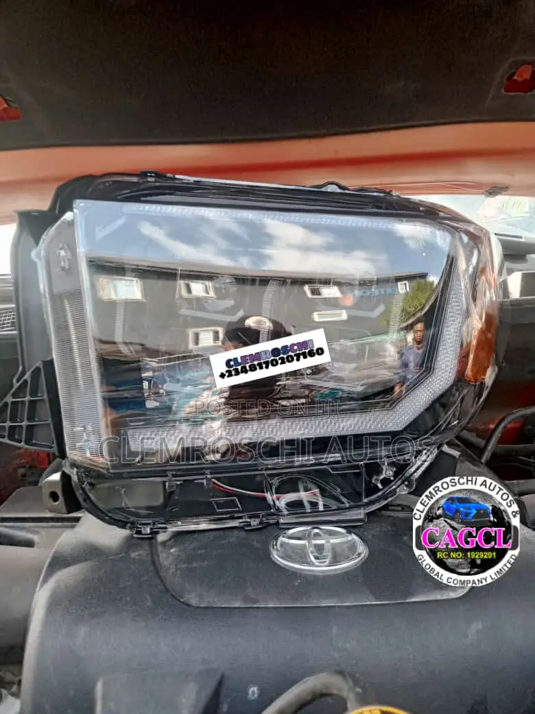 High Quality Certified Brand New 4touch Head Light Tundra