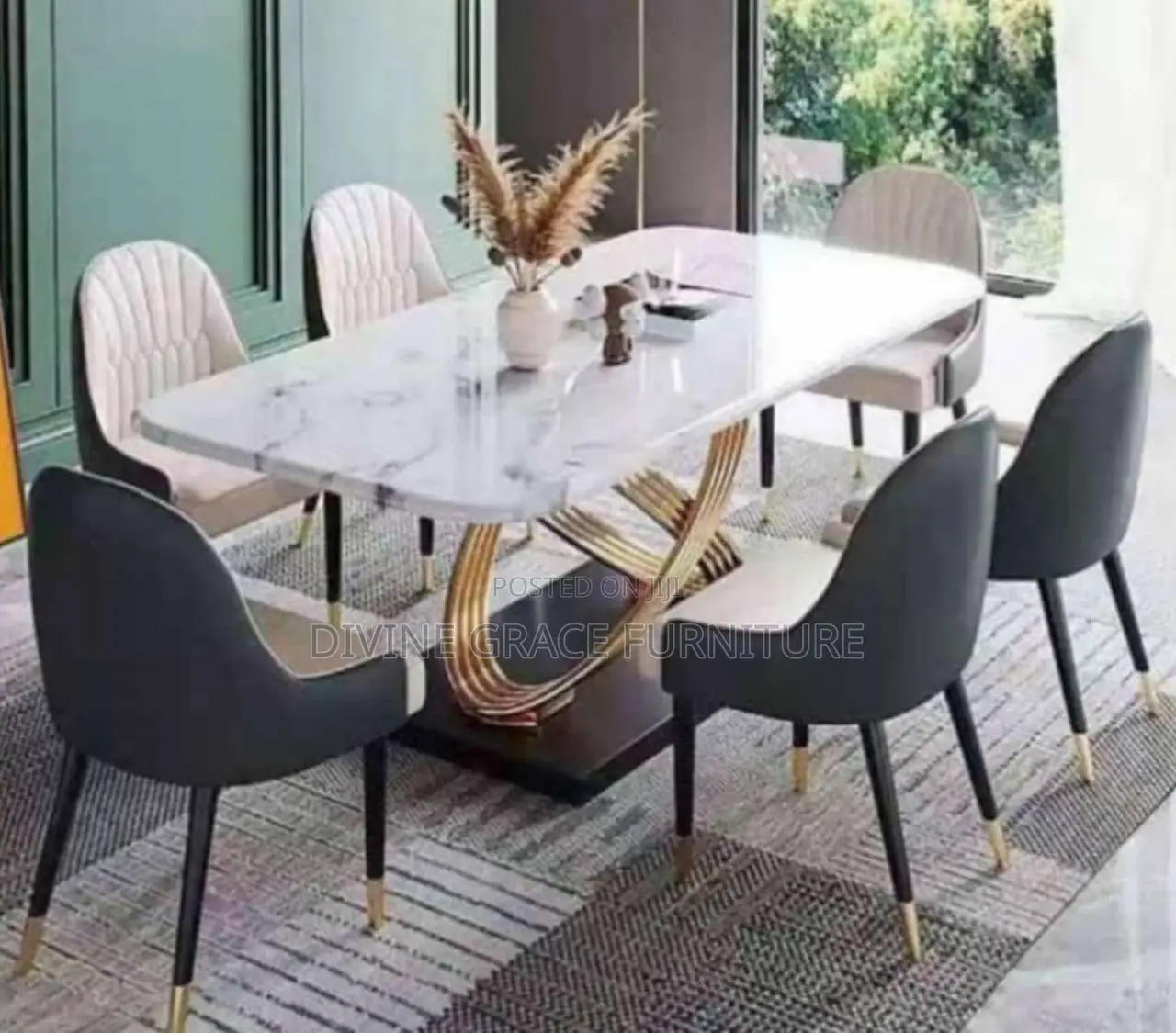 Classic Dinning Set