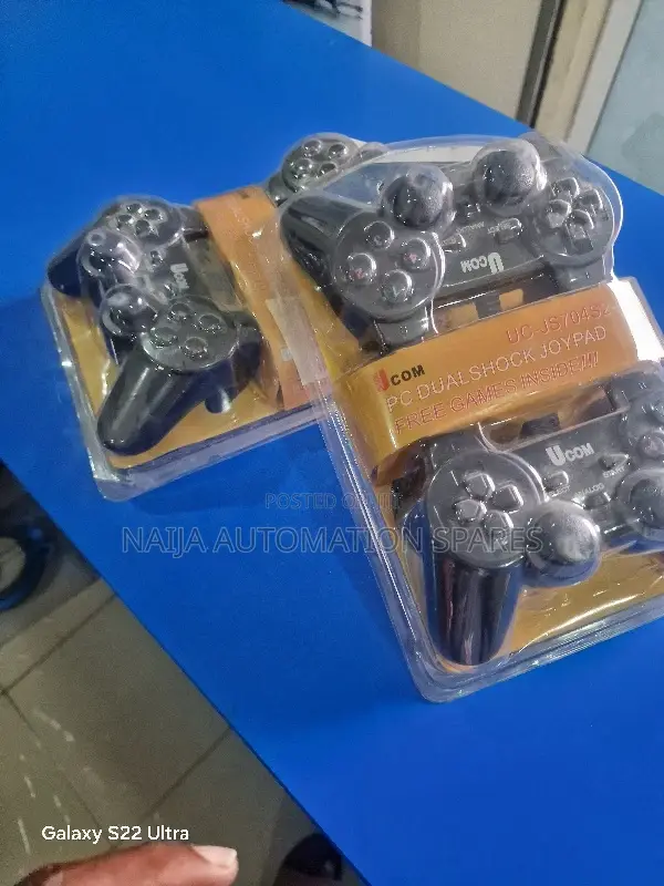 UCOM Game Joypad UC-JS704S2