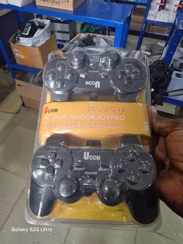 UCOM Game Joypad UC-JS704S2