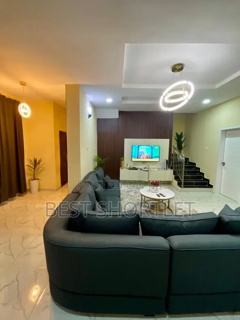 Luxury 3 Bedroom Katampe With PS5 Smart