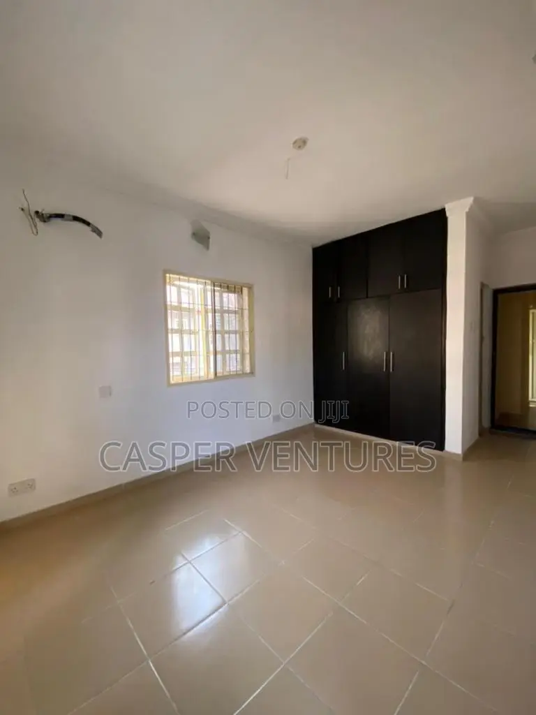 Mini Flat in Bakare, Agungi for rent