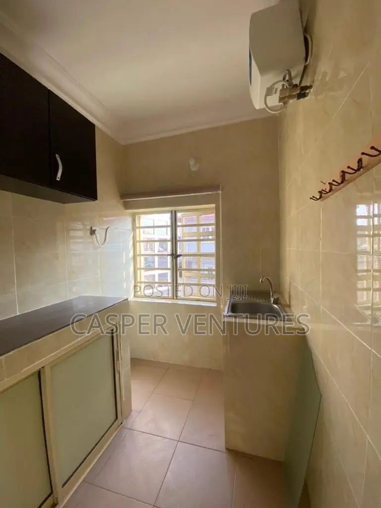 Mini Flat in Bakare, Agungi for rent