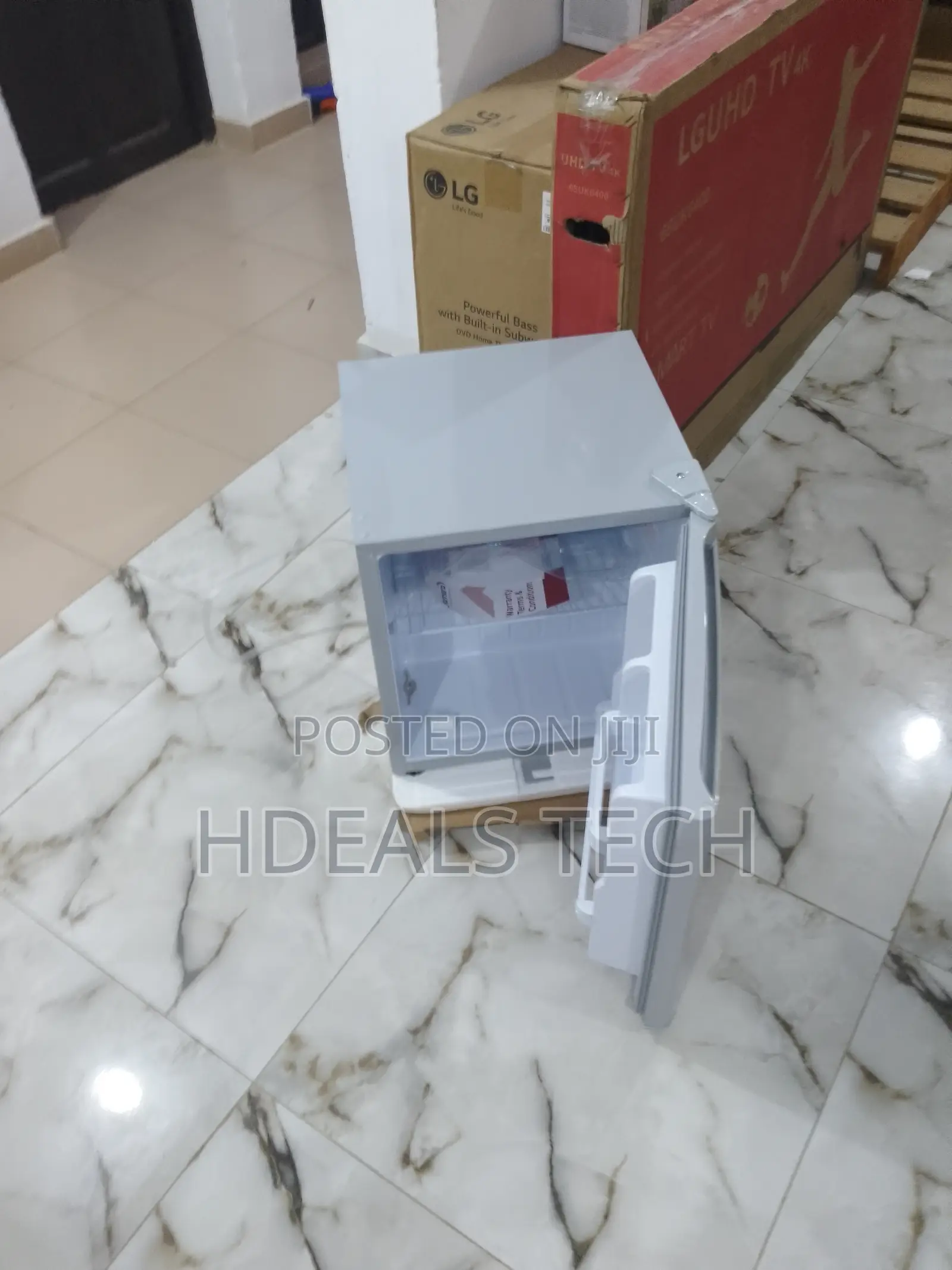 50L Aeon Refrigerator - Ars50g
