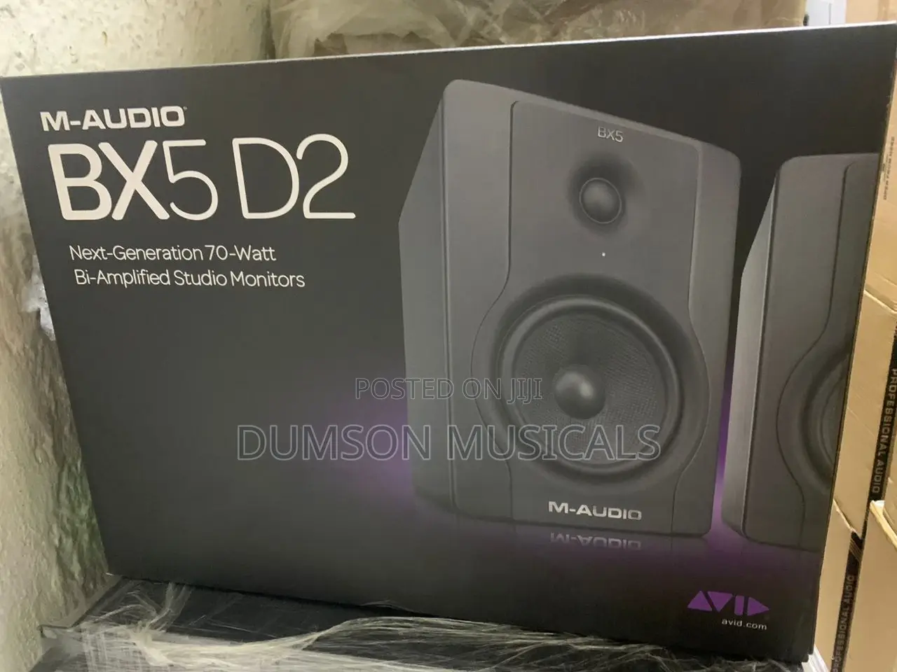Bx5d2 M-Audio Studio Monitor