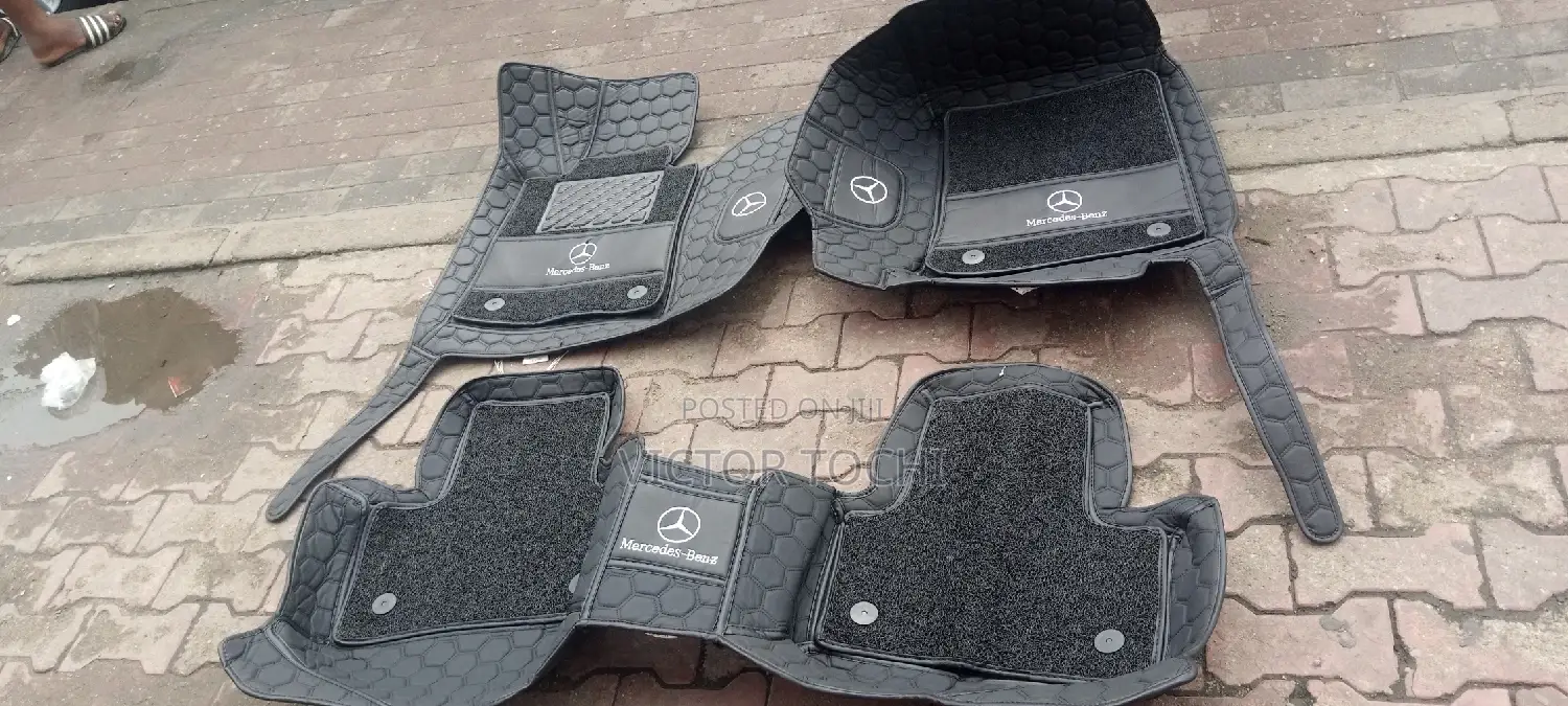 Double Detachable Floor Mat Mercedes Benz C300 / GLK