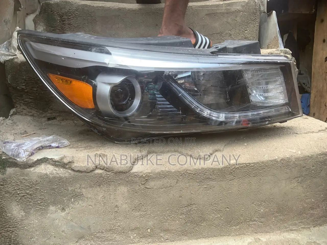 Kia Sedona Headlamp 2020 Charger Type LED