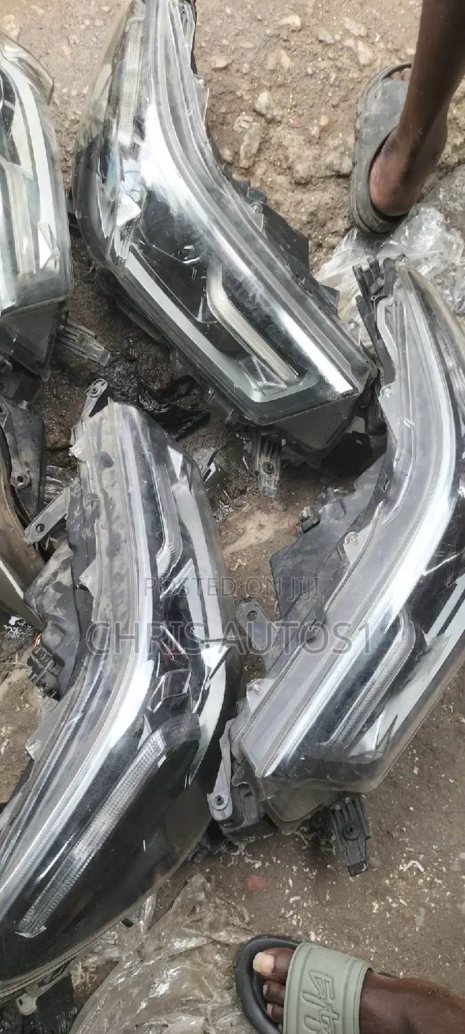All Hilux Full Lights Available 2020, 2012