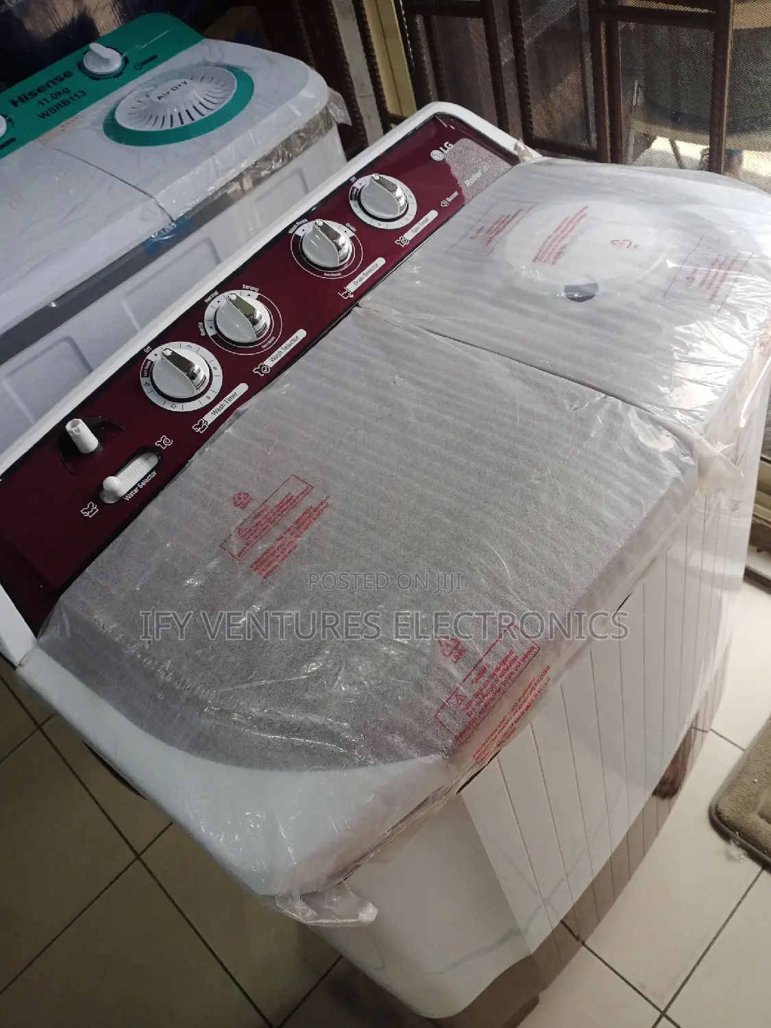 8kg Twin Top Manual LG Washing Machine With Roller Jet.