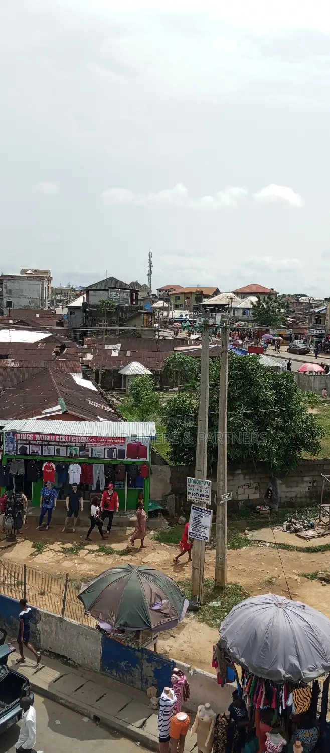 For Sale : 41⁄2 Rumuola ,Aba Road ,Port Harcourt