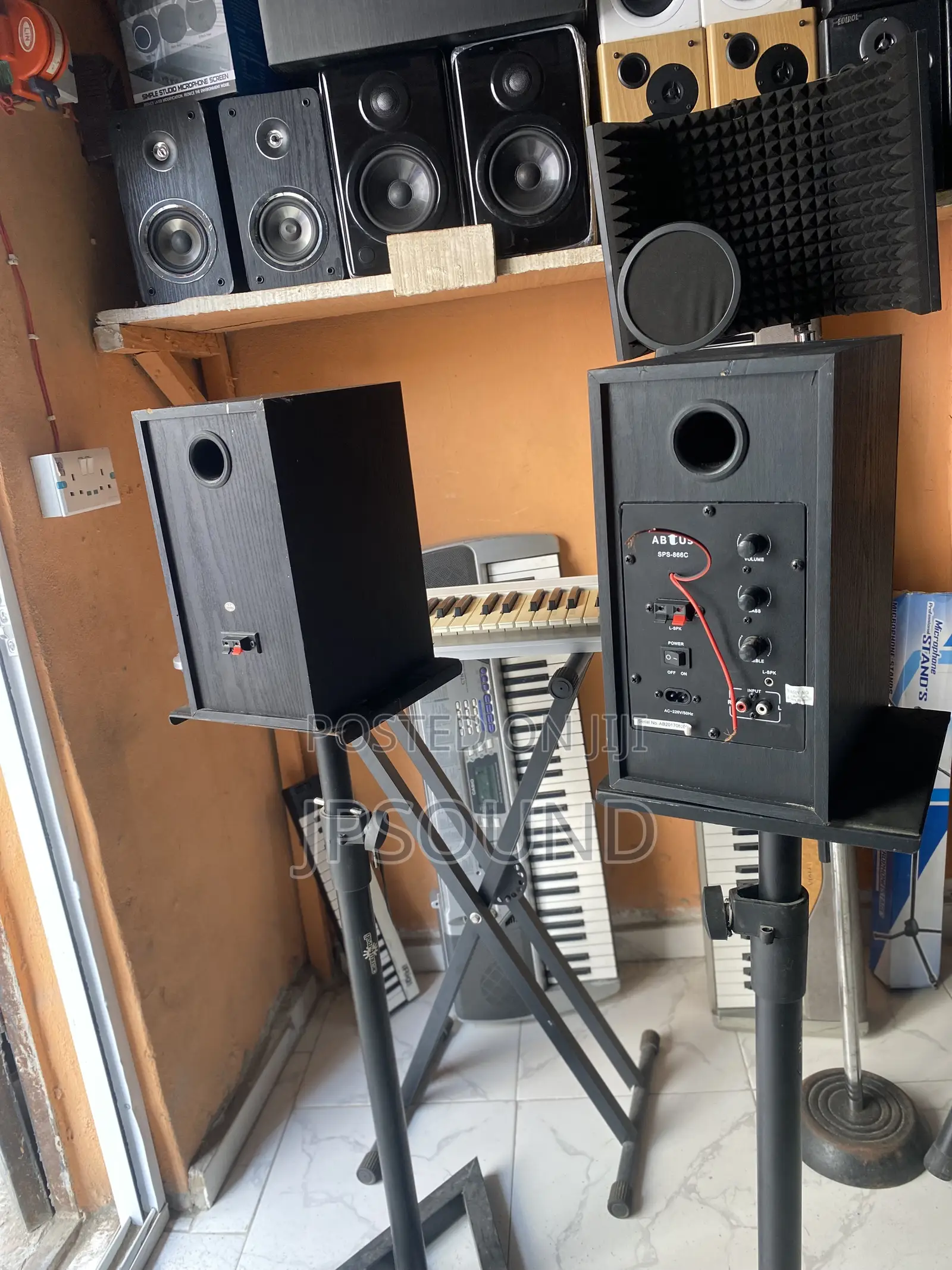 Abtus Uk Use Monitor Speaker for Studio