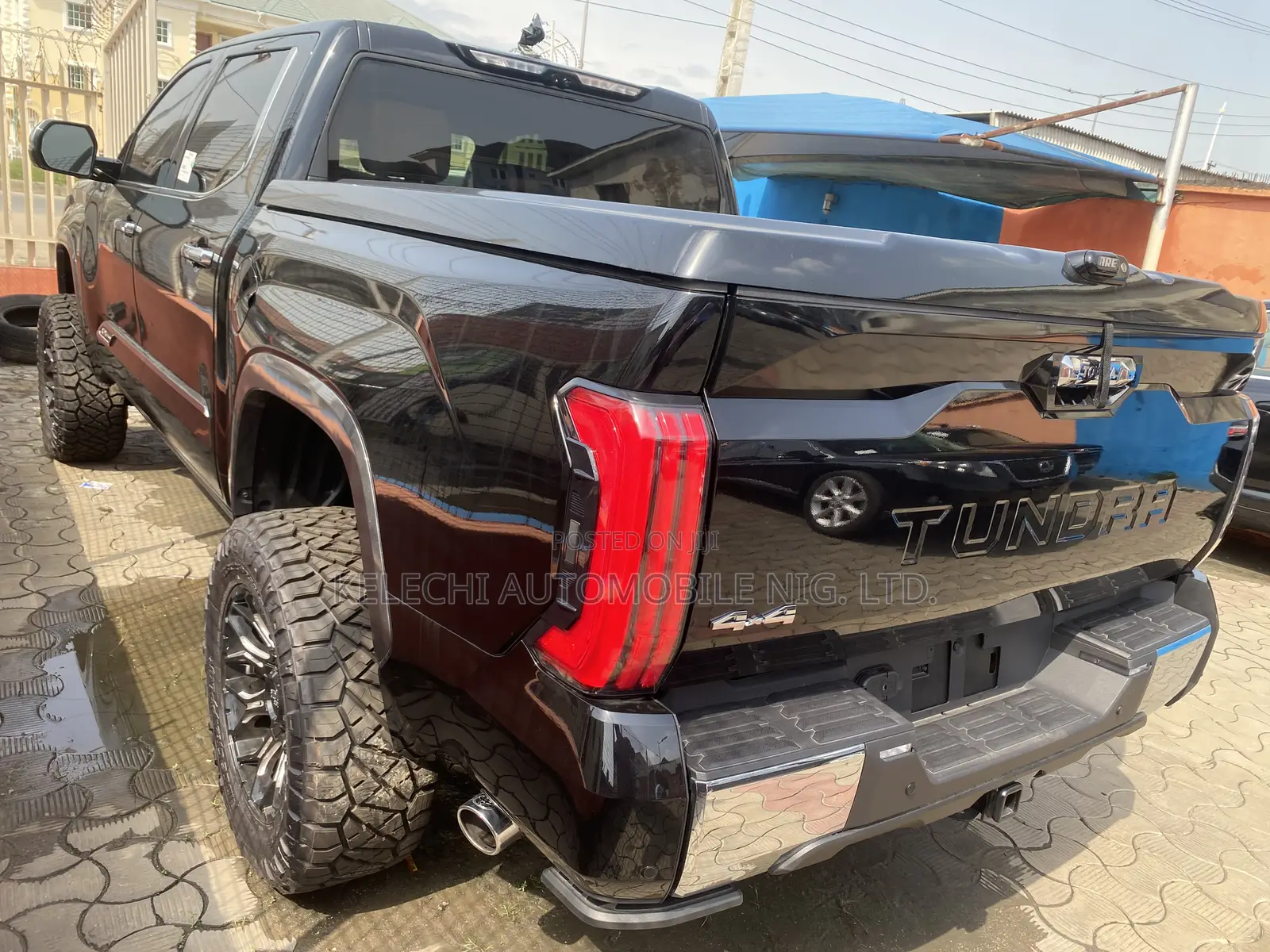 Toyota Tundra 2024 Black