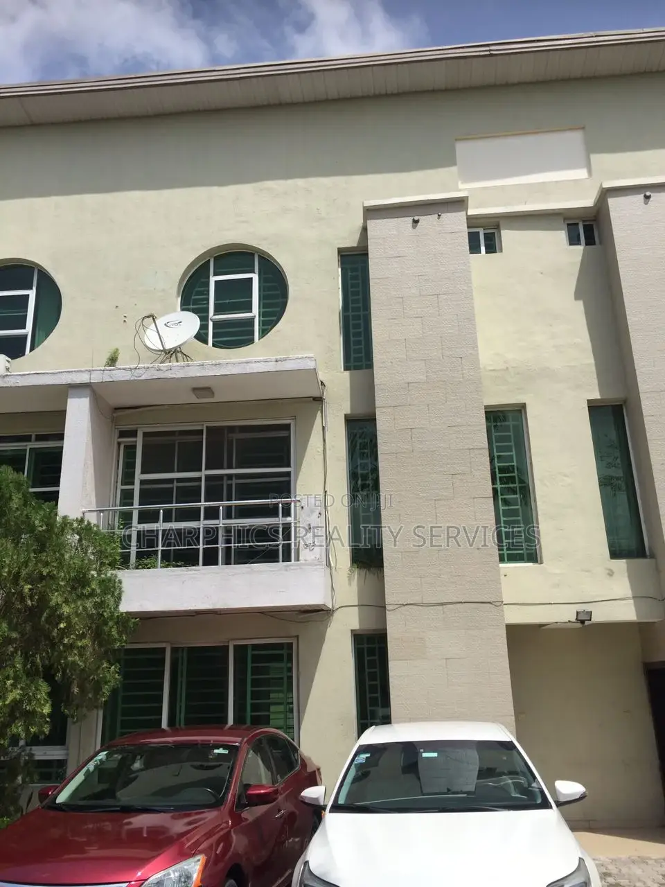 4bdrm Duplex in Osborne Foreshore Estate for sale