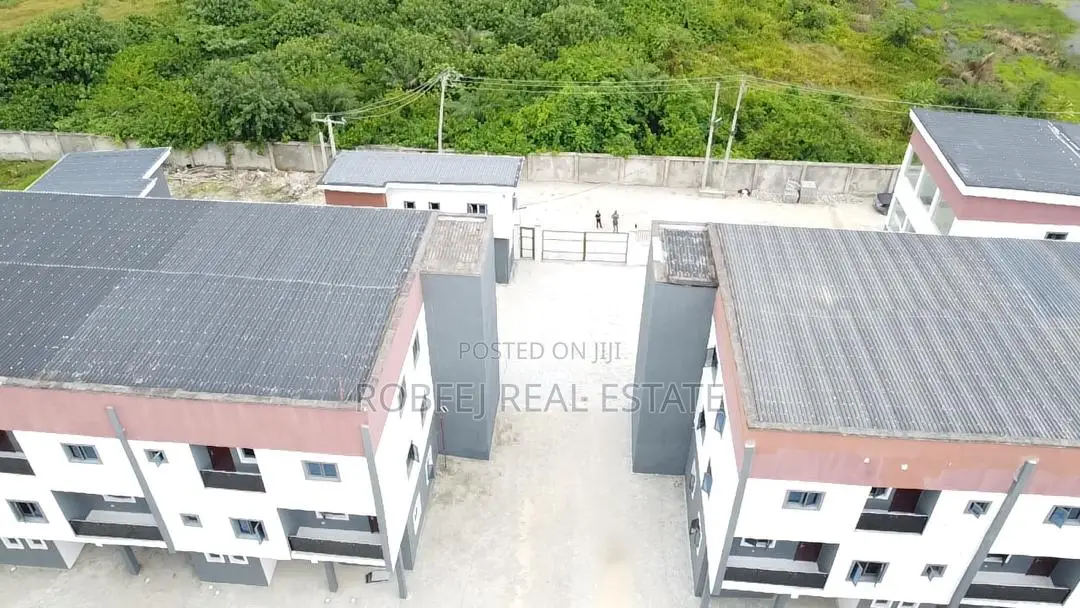 4bdrm Townhouse/Terrace in Jp Estate, Sangotedo for sale