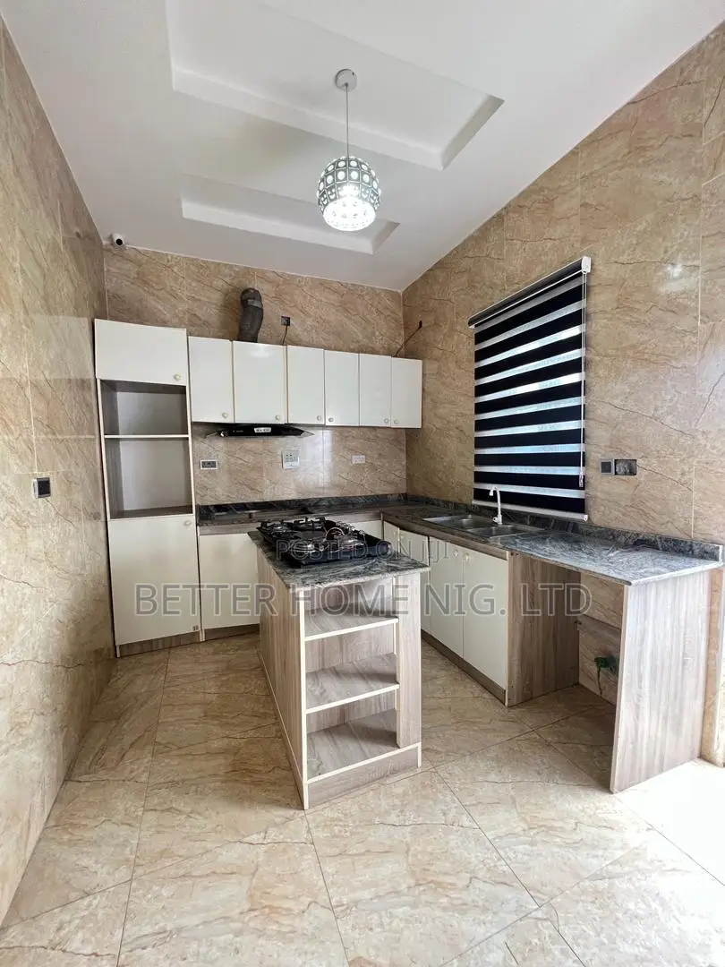Furnished 3bdrm Bungalow in Elebu, Ido for sale
