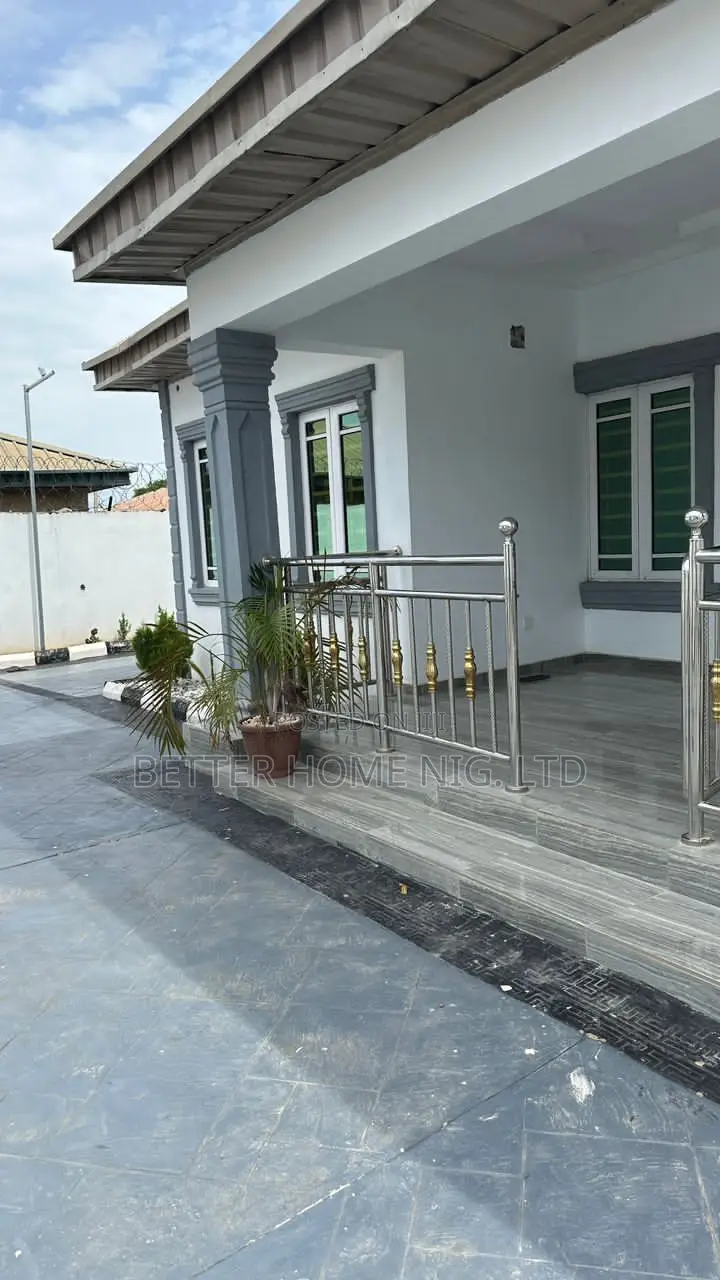 Furnished 3bdrm Bungalow in Elebu, Ido for sale