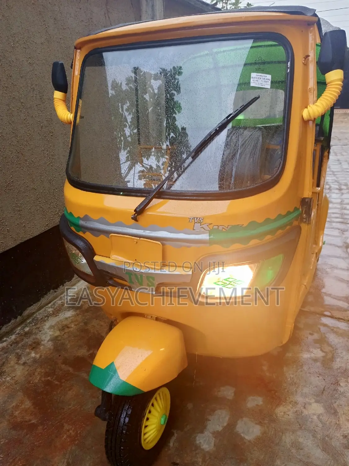 TVS Apache 180 RTR 2021 Yellow