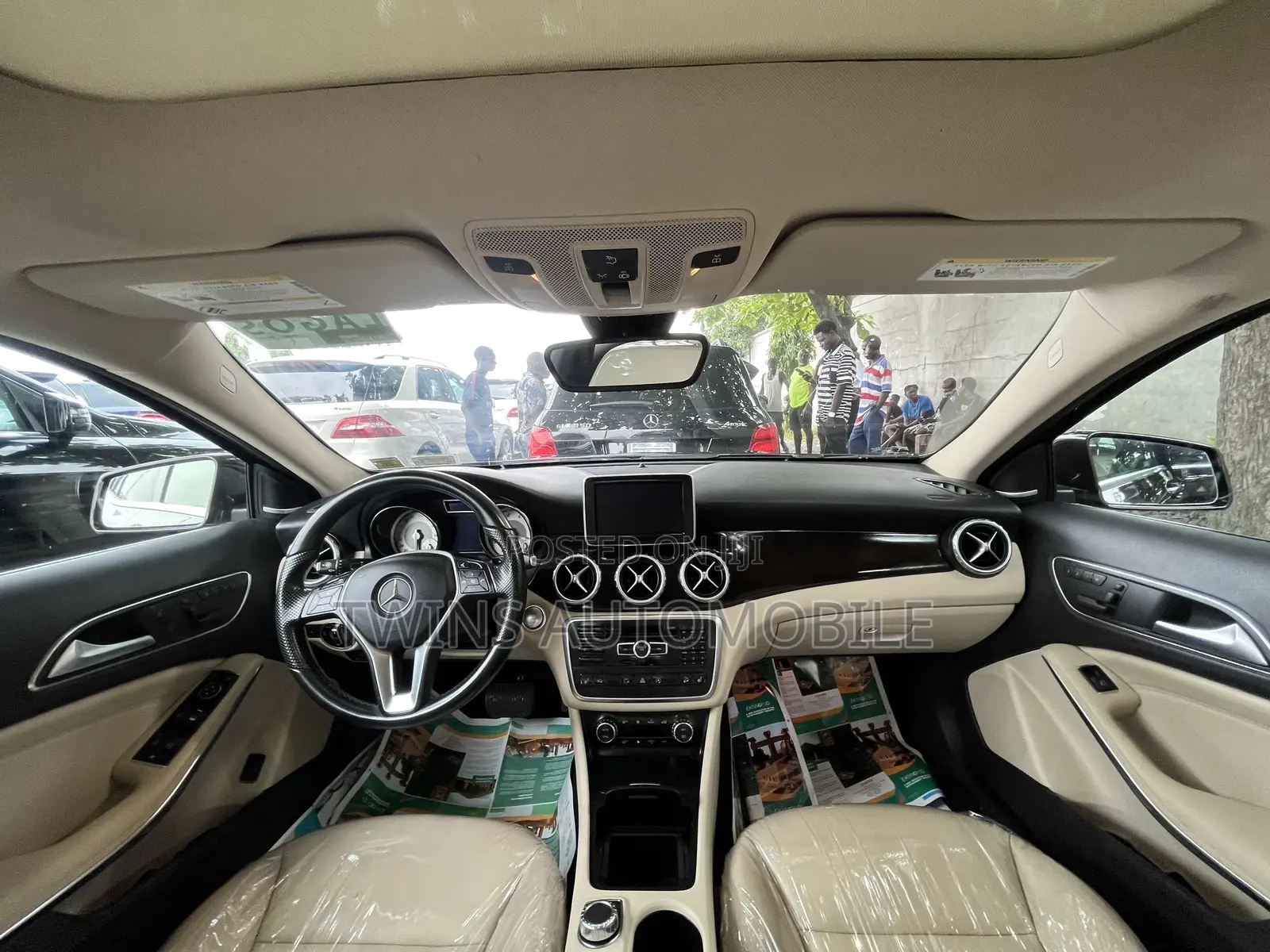 Mercedes-Benz GLA 250 2015 Brown