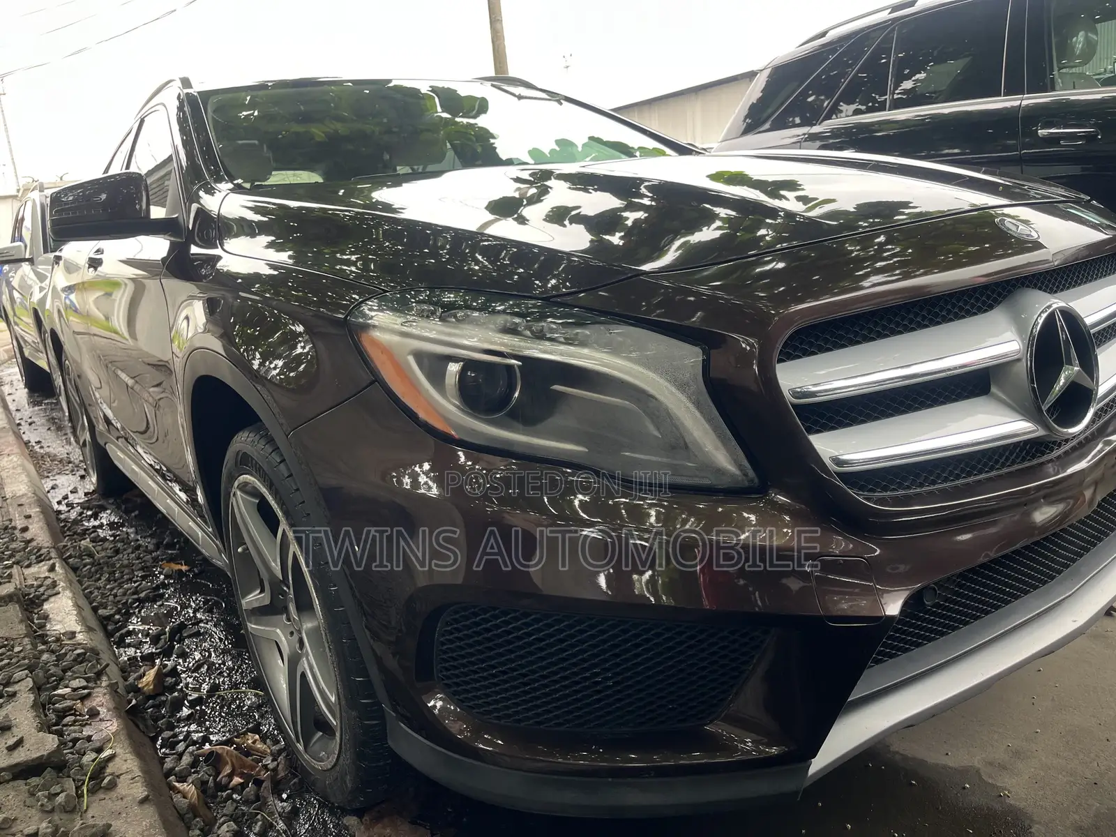 Mercedes-Benz GLA 250 2015 Brown