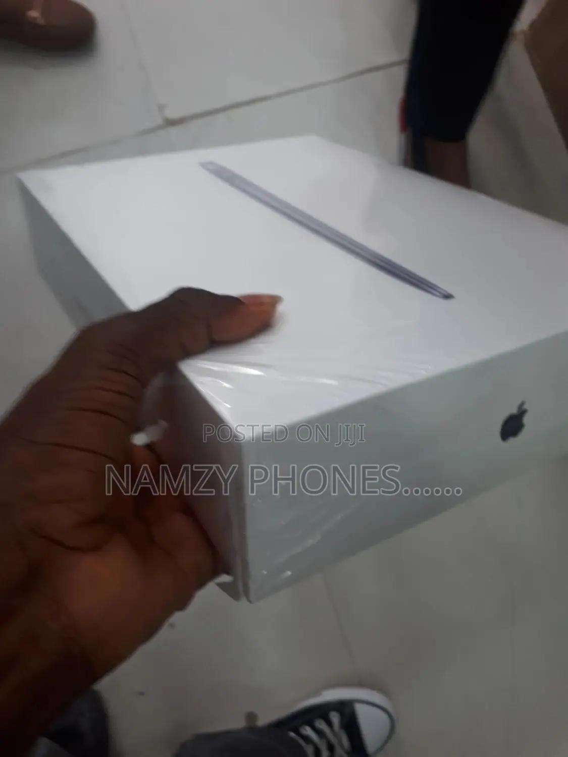 New Laptop Apple MacBook Air 8GB Intel Core I7 SSD 256GB