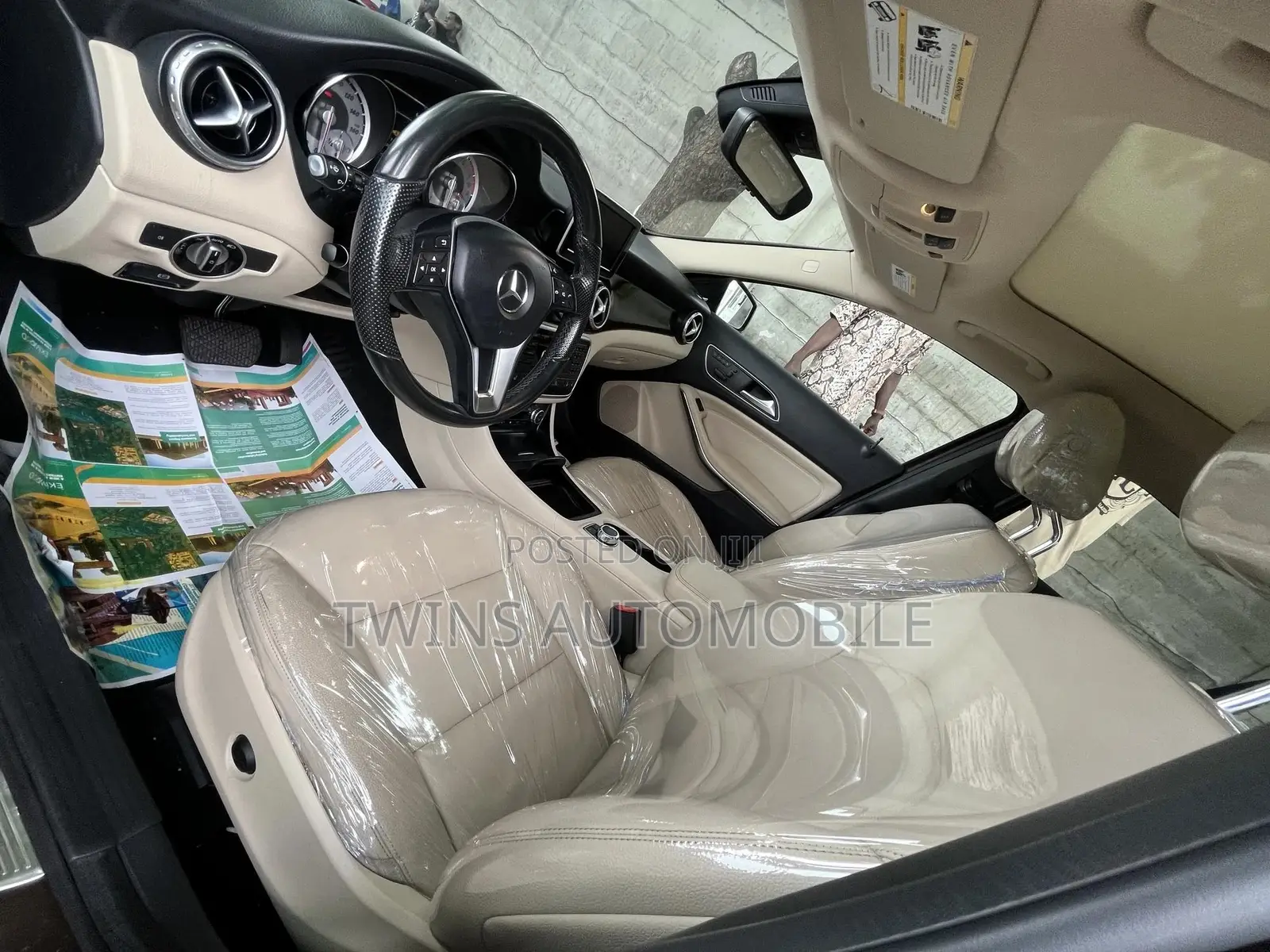Mercedes-Benz GLA 250 2015 Brown