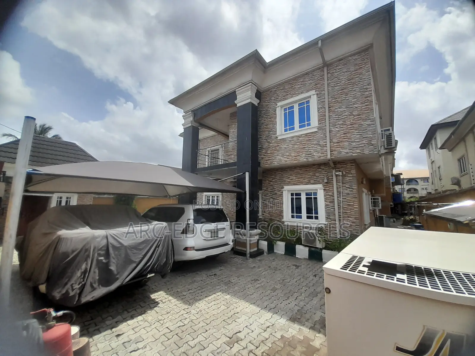 5bdrm Duplex in Ago Palace for sale