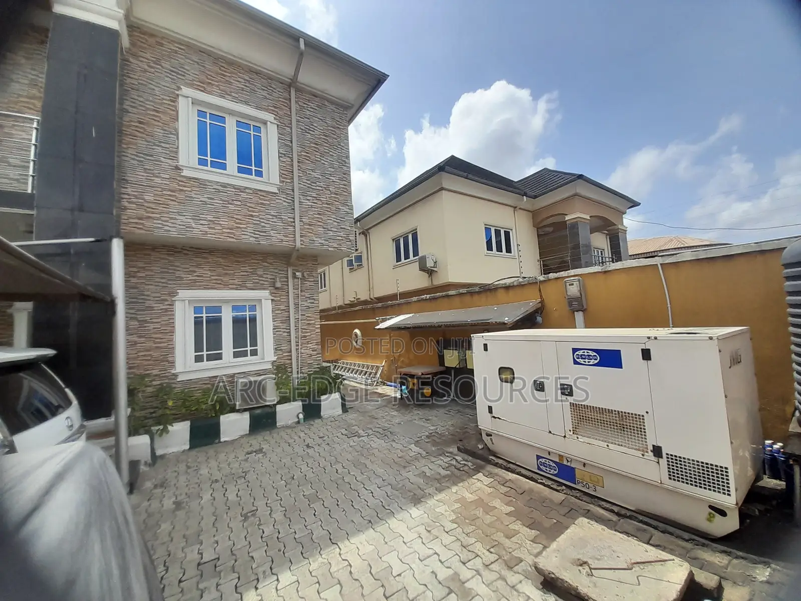 5bdrm Duplex in Ago Palace for sale