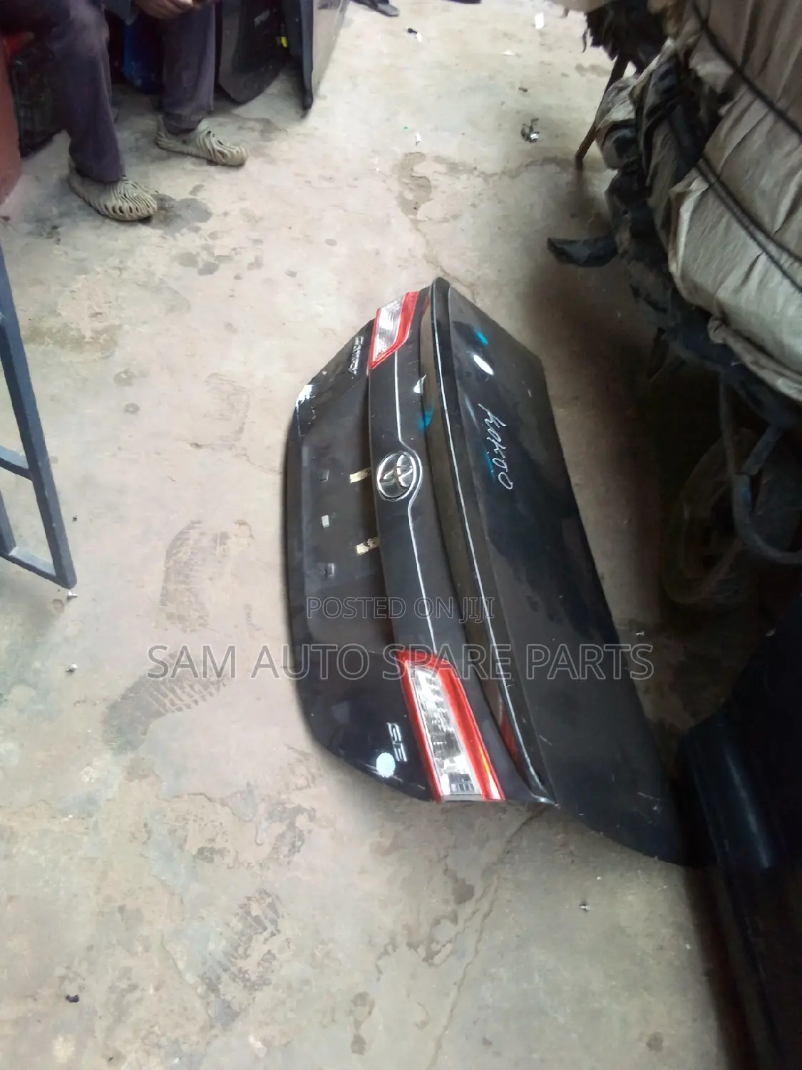 Toyota Camry 012 Complete Booth With Spoiler